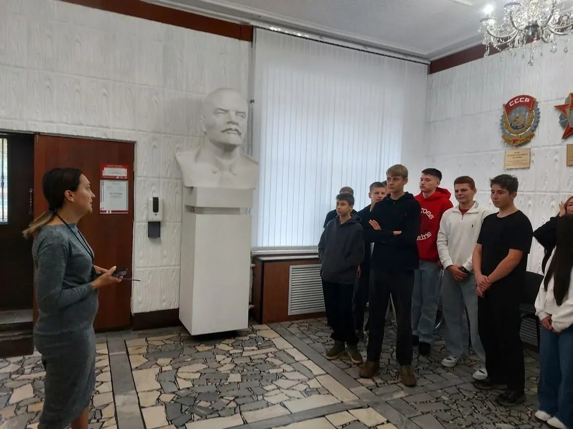 Верхнеуслонские гимназисты посетили Казанский пороховой завод