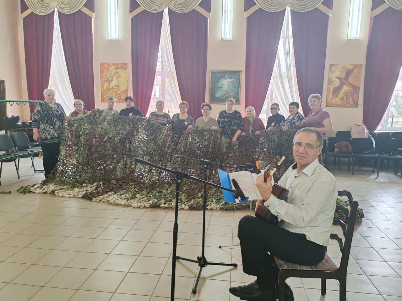 Лев Яковлев выступил перед волонтерами Куралова