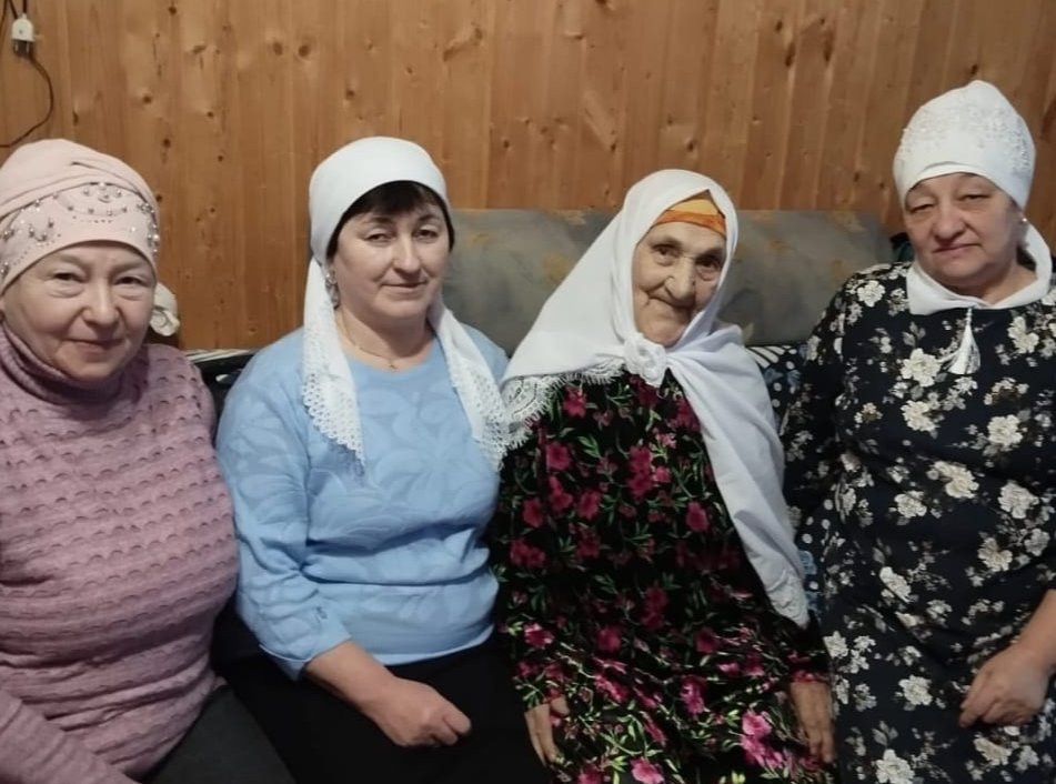Суфия Вахит кызы 90 яшьлеген билгеләп үтә