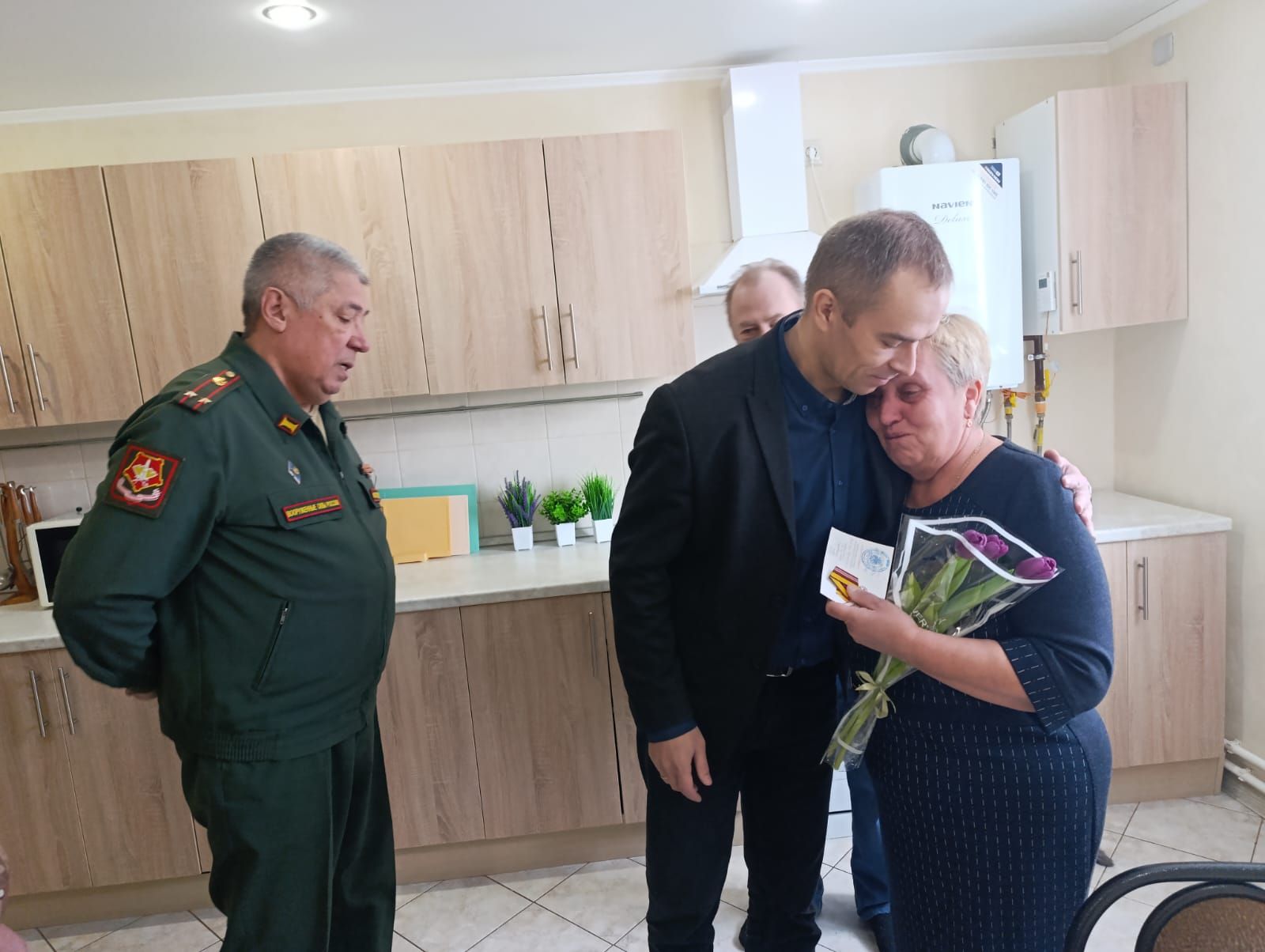 В Верхнеуслонском районе вручили воинские награды близким участников СВО