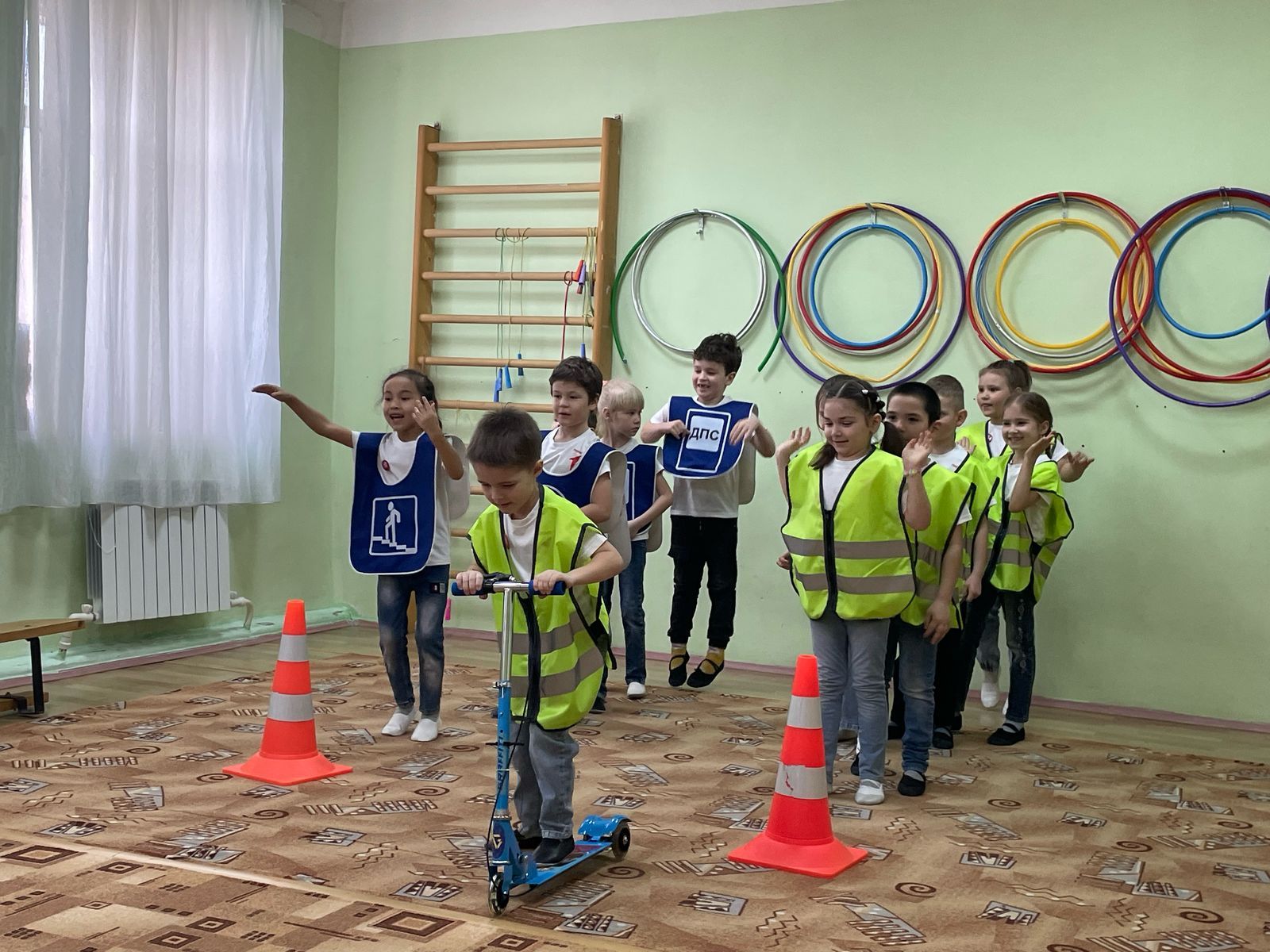 Профилактическая беседа по ПДД прошла в Верхнеуслонской «Радуге»