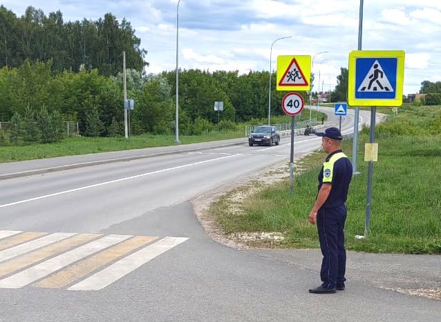 Госавтоинспекция провела акцию в Верхнем Услоне