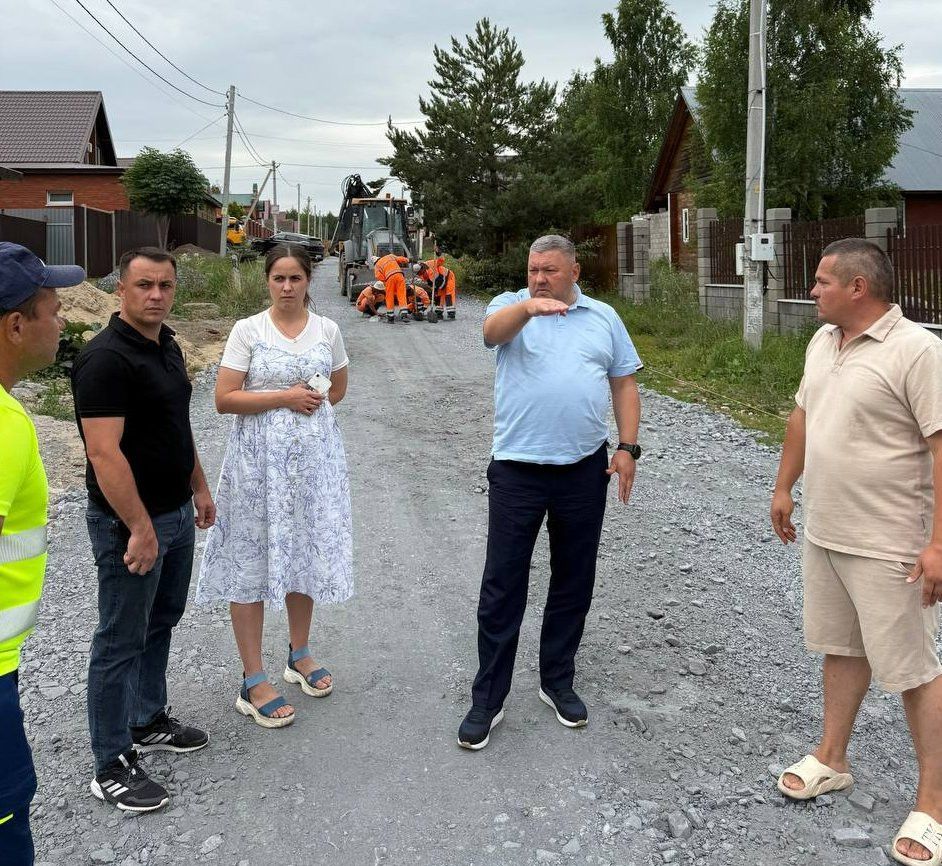 В Верхнеуслонском районе продолжаются ремонт и строительство дорог