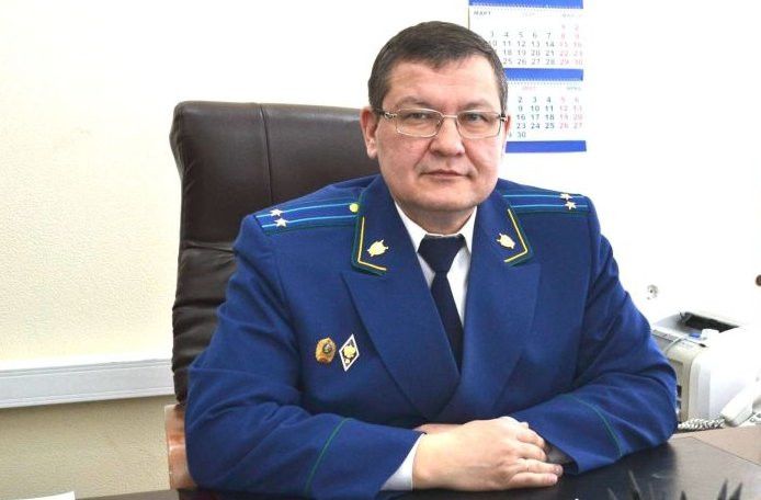 За продажу несовершеннолетним энергетических напитков – штраф
