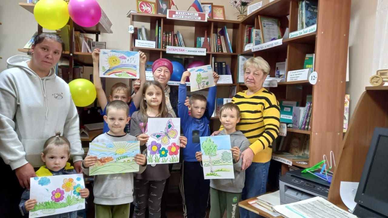 Вахит балалары җәйне рәсемнәрдә тасвирладылар