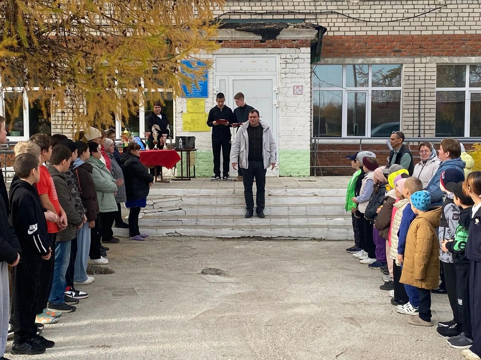 Октябрьский бистәсендә Гыйззәтуллинны йөгерү ярышлары белән искә алдылар