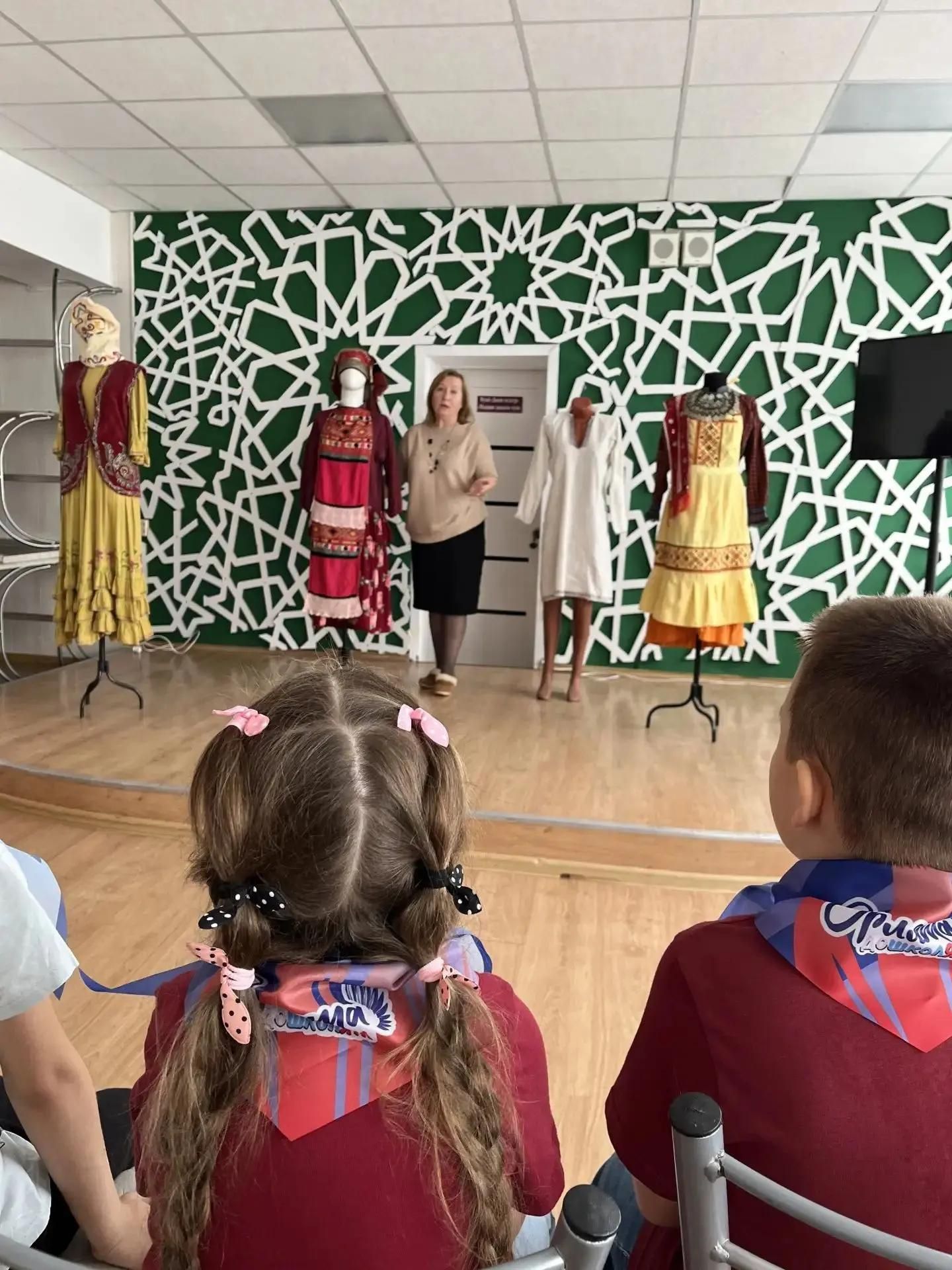 Балалар өчен толерантлык дәресе узды