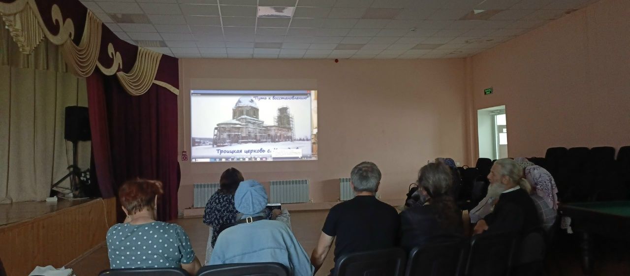 В Троицком храме Кильдеева прошла литургия после долгого перерыва
