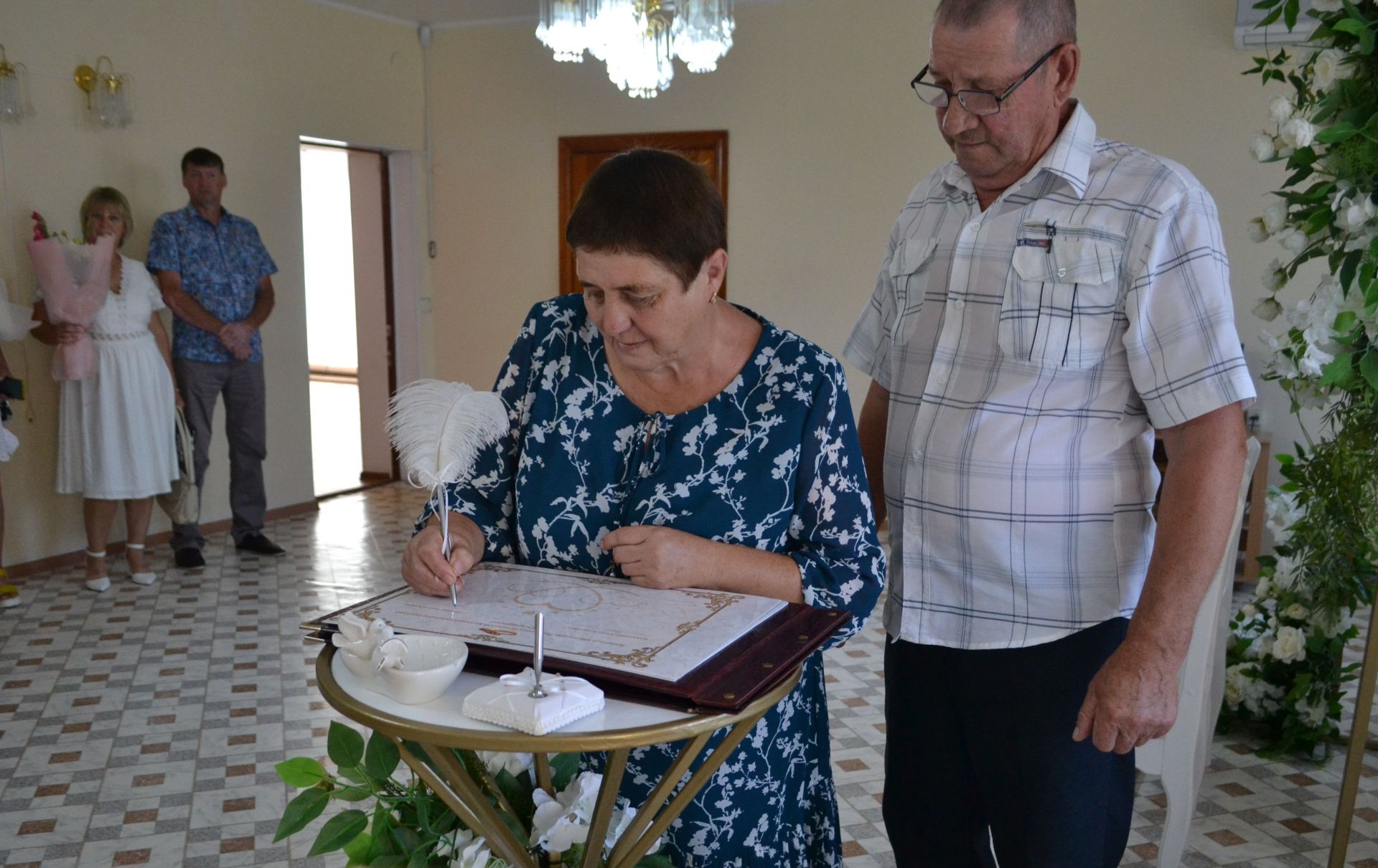 Супруги Скаредновы раскрыли секрет счастья в день золотой свадьбы