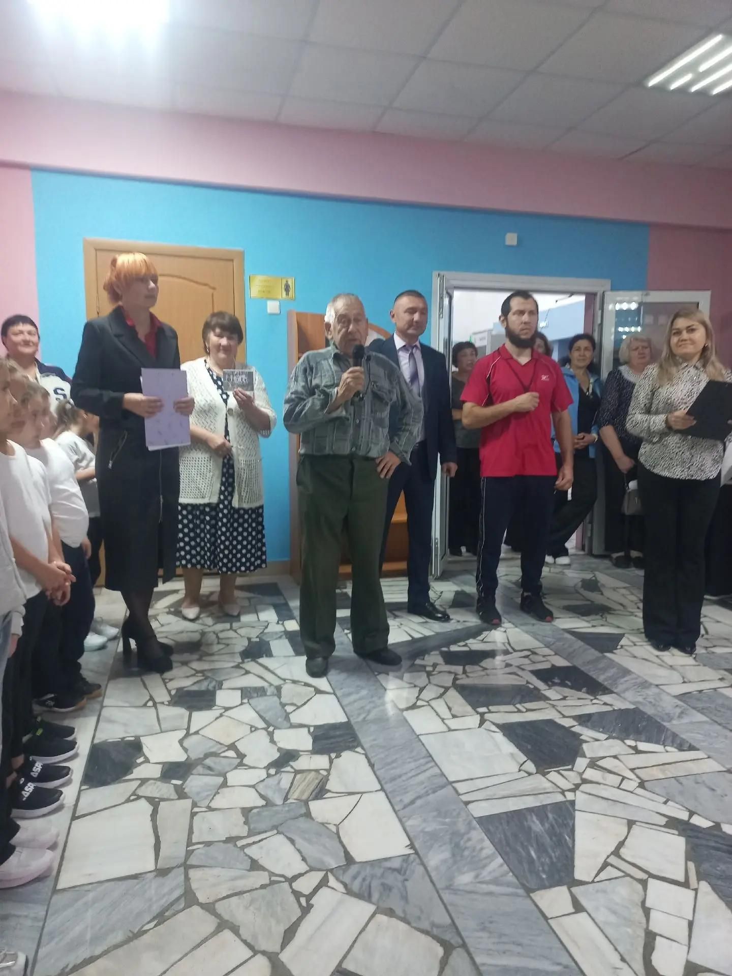 Верхнеуслонская гимназия отметила 29-летие квестом «Мин яратам сине, гимназия!»