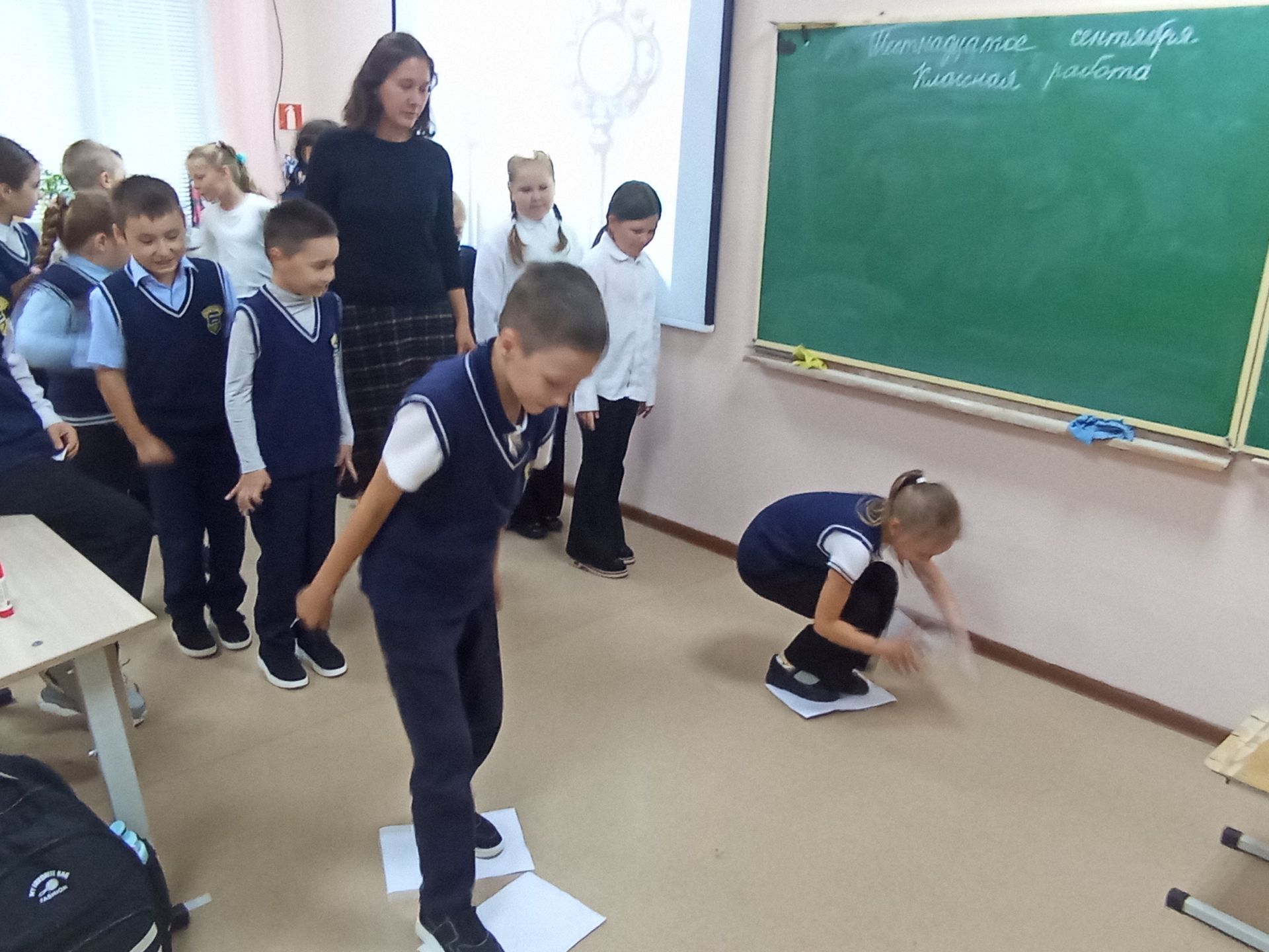 Детская библиотека провела урок «Спасём Колобка и Чиполлино»