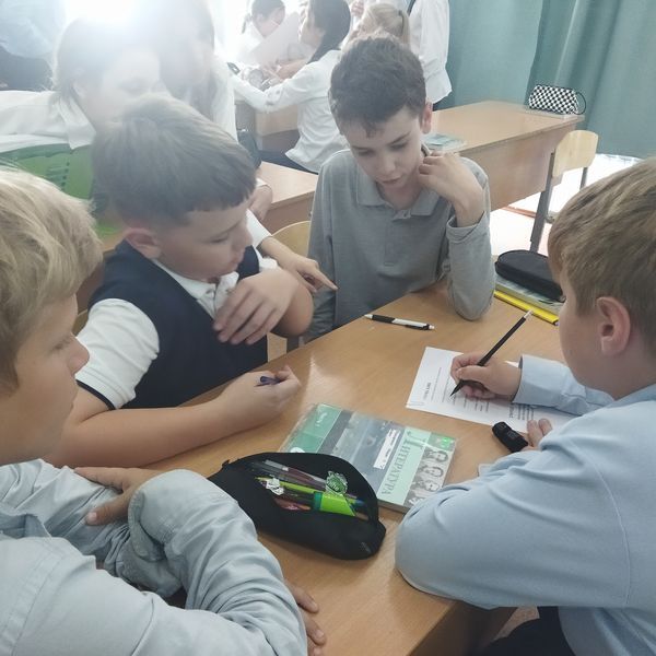Школьники Верхнего Услона прошли краеведческий маршрут в библиотеке