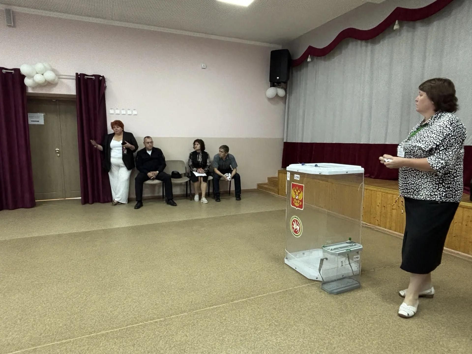 В Верхнеуслонском районе прошла тренировка по действиям в ЧС на выборах