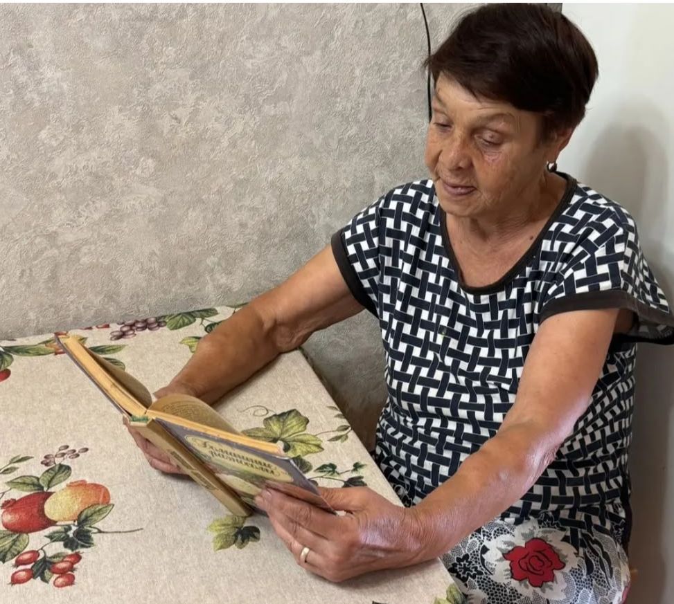 Передвижная библиотека продолжает обслуживать читателей в Вахитовском поселении