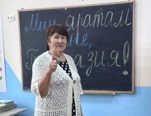 Верхнеуслонская гимназия отметила 29-летие квестом «Мин яратам сине, гимназия!»