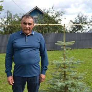 Скромный труженик из Вахитова, который помогает односельчанам много лет