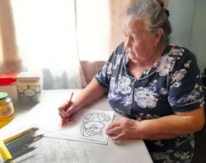 В «Островке надежды» применяют изотерапию в работе с пожилыми и инвалидами