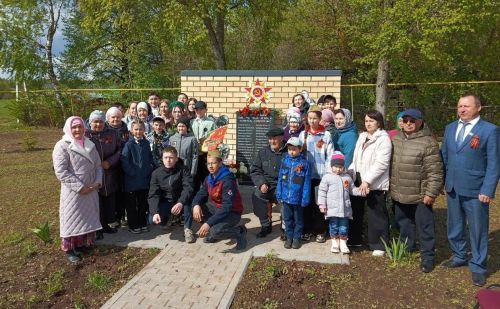 В селе Янга Болгар торжественно открыли памятник участникам Великой Отечественной войны