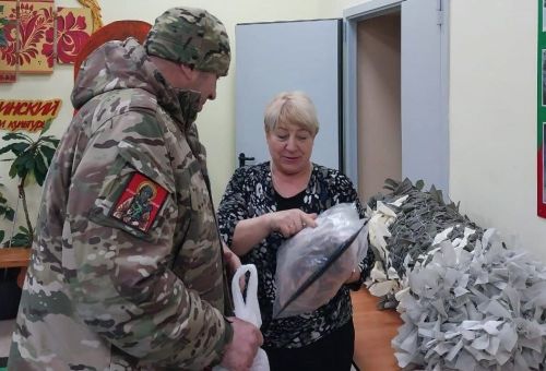 Своих не бросаем: печищинцы передали бойцу СВО гуманитарную помощь
