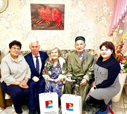 В Верхнеуслонском Доме-интернате торжественно вручили юбилейные медали