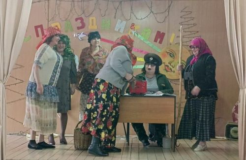 Кильдеевские артисты подарили жителям Ямбулатова концерт «23+8»
