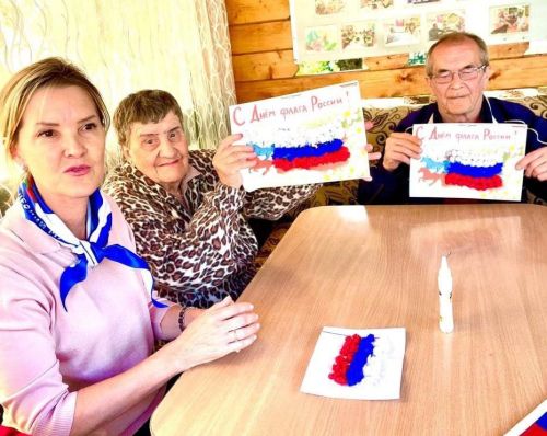 Интернат-йортта музей хезмәткәрләре белән даими очрашулар дәвам итә