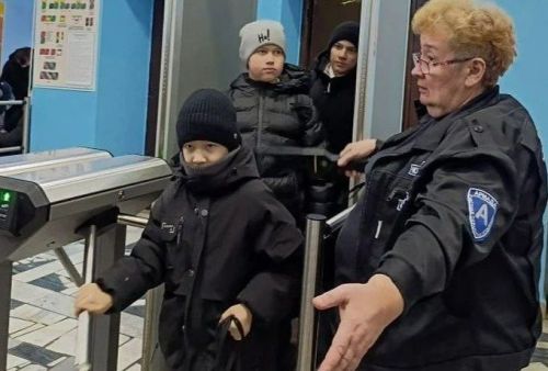 Как в районе укрепляют безопасность детей, не нарушая атмосферу доверия