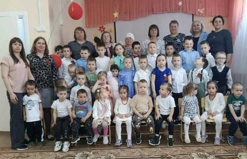 В Макуловском детском саду прошла встреча «Загляните в семейный альбом»