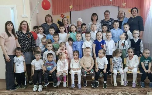В Макуловском детском саду прошла встреча «Загляните в семейный альбом»