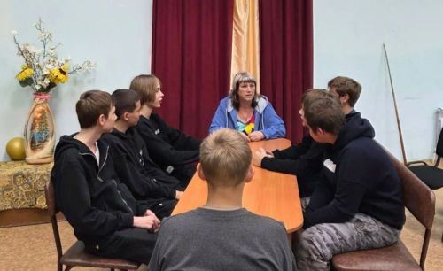 В Шеланговском СДК провели беседу о терроризме и правилах безопасности