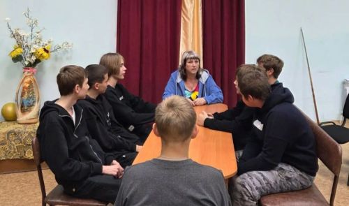 В Шеланговском СДК провели беседу о терроризме и правилах безопасности