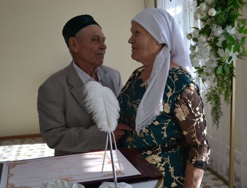 Супруги Хасановы из Печищ отметили 55-летие семейной жизни