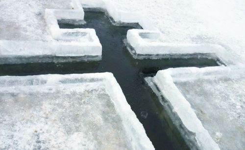 Более 20 тыс. татарстанцев окунутся в прорубь на Крещение: МЧС подготовило список купелей