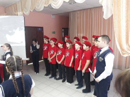 В Макуловской школе почтили память Героя Советского Союза Алексея Исаева