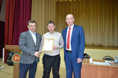 Пешеходный тротуар по Центральной улице в Введенской Слободе, по-прежнему, в приоритете