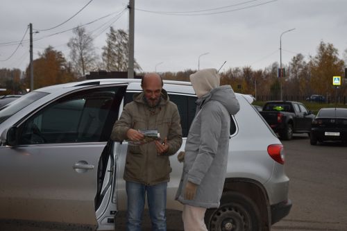 В Верхнем Услоне прошел пикет в поддержку контрактной службы