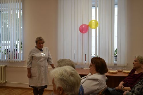 В Верхнеуслонской ЦРБ поздравили коллег с Днем мудрости и добра