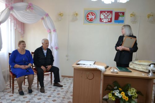Супруги Власовы из Коргузы отметили золотую свадьбу