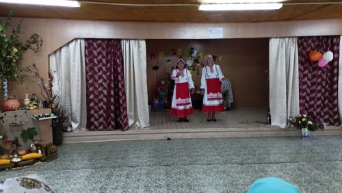 Марат Зиатдинов пожелал пожилым ямбулатовцам удачи и вдохновения