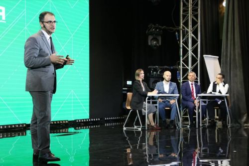 Арман Костанян: «Дети не учатся у тех, кто им не интересен»