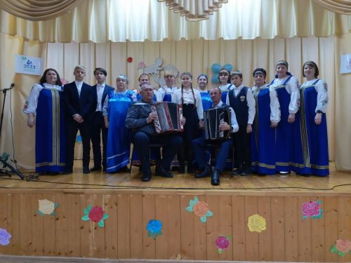 В Кильдееве прошел концерт к Дню матери