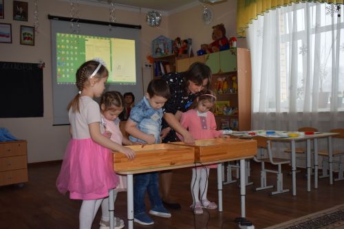 В Верхнем Услоне выбрали «Воспитателя года»