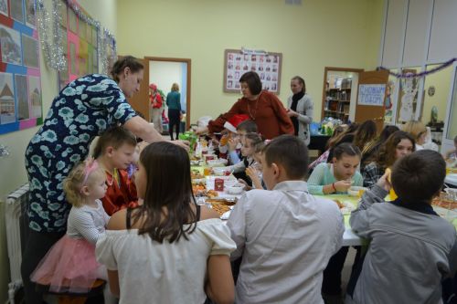 В Верхнем Услоне в шестой раз прошла «народная» новогодняя елка