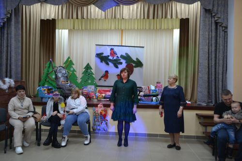 В Верхнем Услоне в шестой раз прошла «народная» новогодняя елка