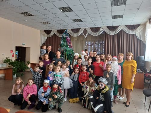 В Макулове сельчан пригласили на новогоднее представление