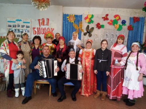 В Янги Болгарах провели фольклорный час