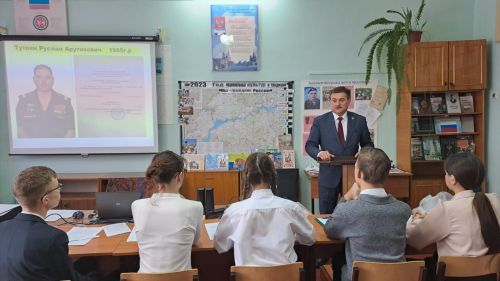 Район башлыгы Марат Зиатдинов Парламент дәресендә катнашты