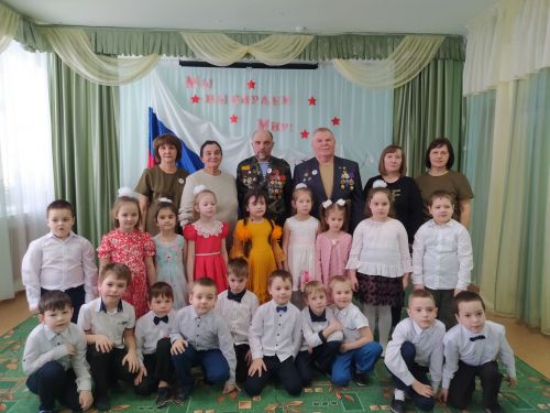 Ветераны афганской войны пришли в гости к дошколятам райцентра