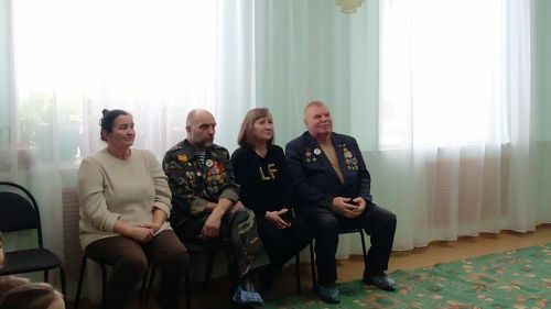 Ветераны афганской войны пришли в гости к дошколятам райцентра