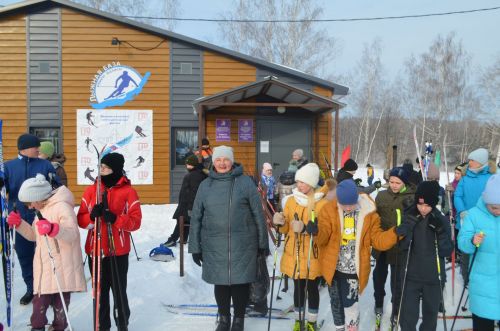 Дружным стартом прошли в Верхнем Услоне Парфиловские гонки